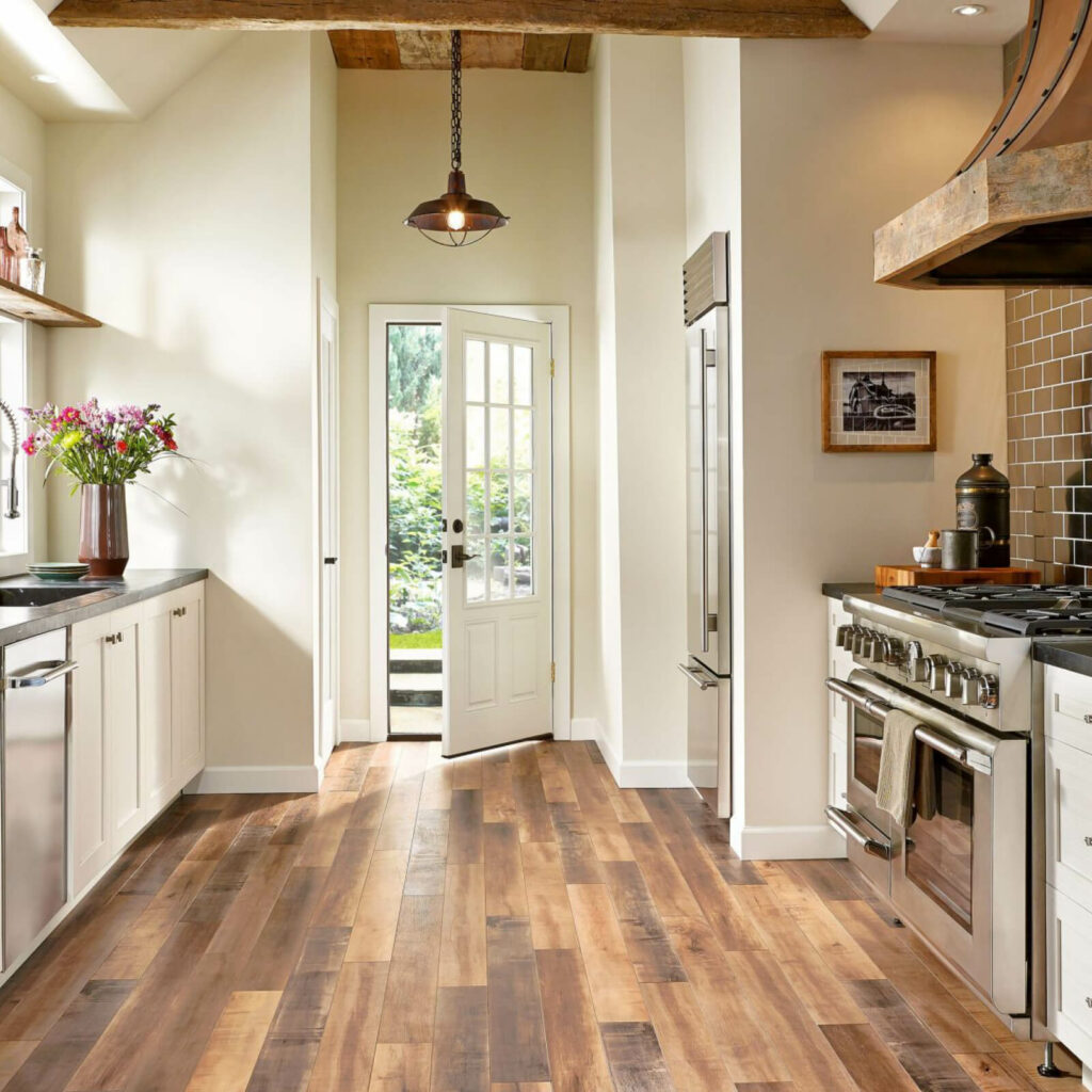 Hardwood flooring | Pilot Floor Covering, Inc.